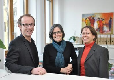 Geschäftsführer Michael Moosbrugger, Carmen Lampert, Gerda Prünster    Foto: Fritz.