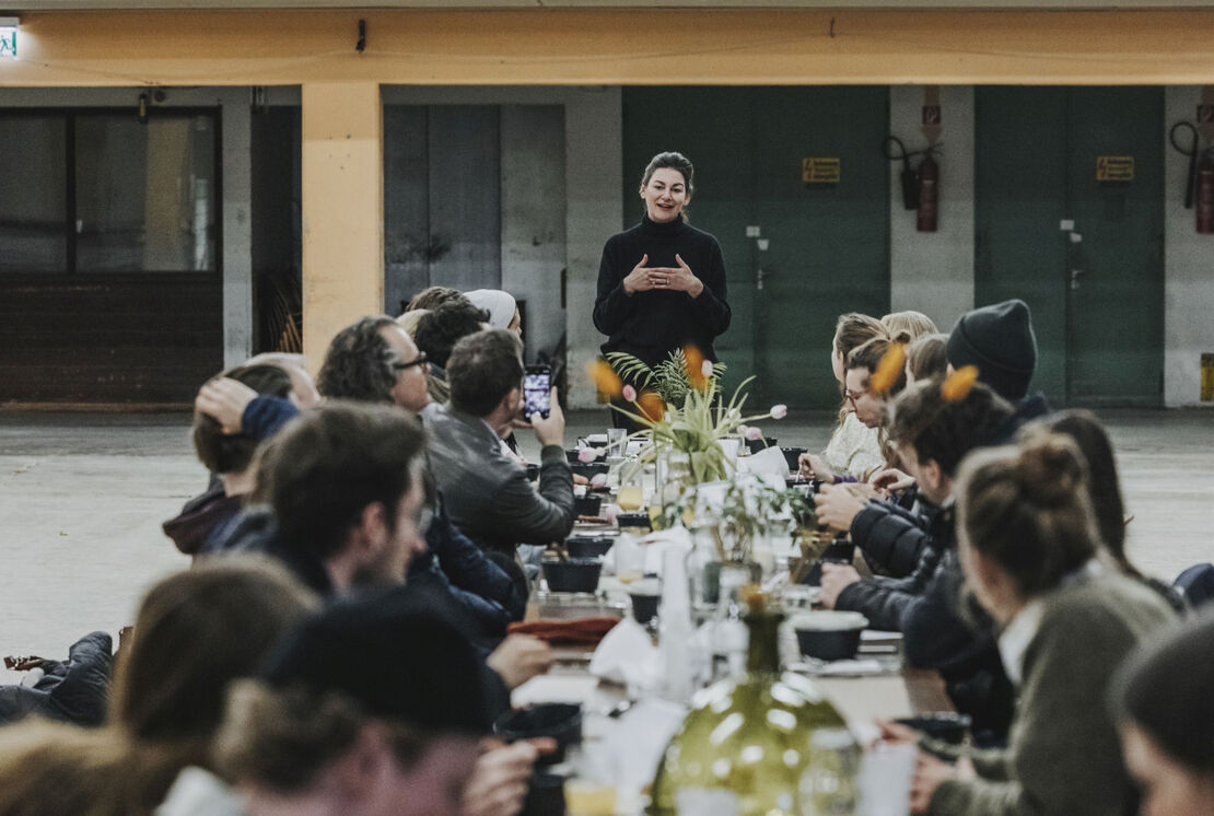Tisch Zwölf in der CampusVäre (c) Angela Lamprecht