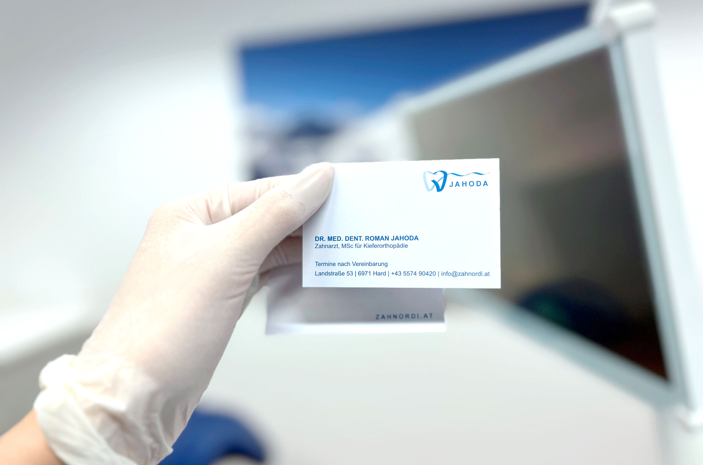Corporate_Design_Roman_Jahoda3.jpg
