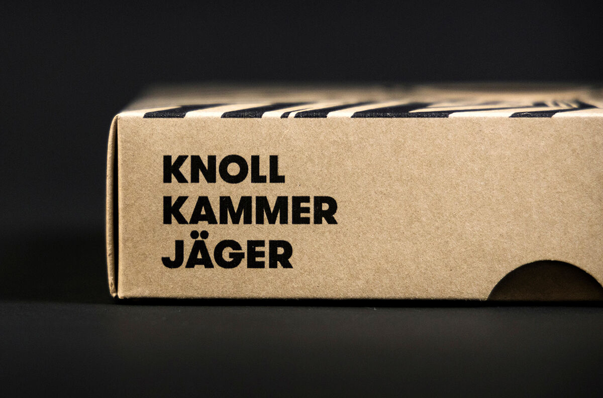 625513_gallery_Knoll-Kakerlakenorakel-2
