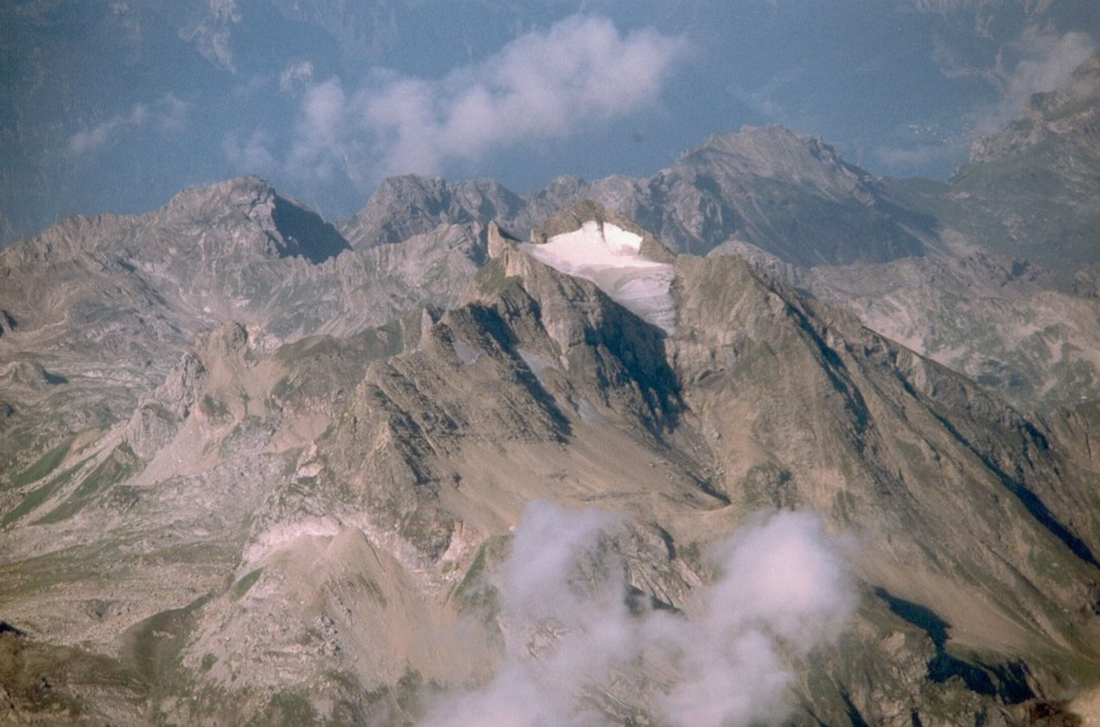EVE-0124__upload_teaserbild__ Rote Wand glacier aerial shot : Luftaufnahme, 2002 © Vorarlberger Illwerke