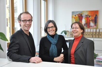 Geschäftsführer Michael Moosbrugger, Carmen Lampert, Gerda Prünster    Foto: Fritz.