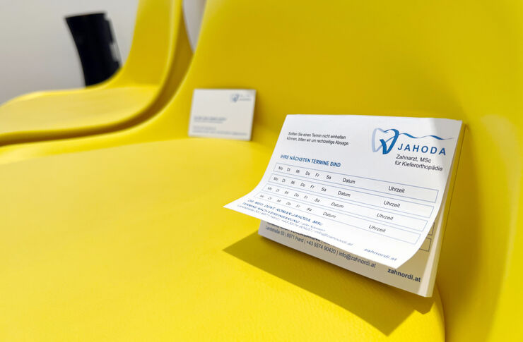 Corporate_Design_Roman_Jahoda8.jpg